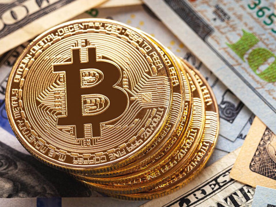 Bitcoin es una forma superior de dinero, diferente a otras criptomonedas: Fidelity